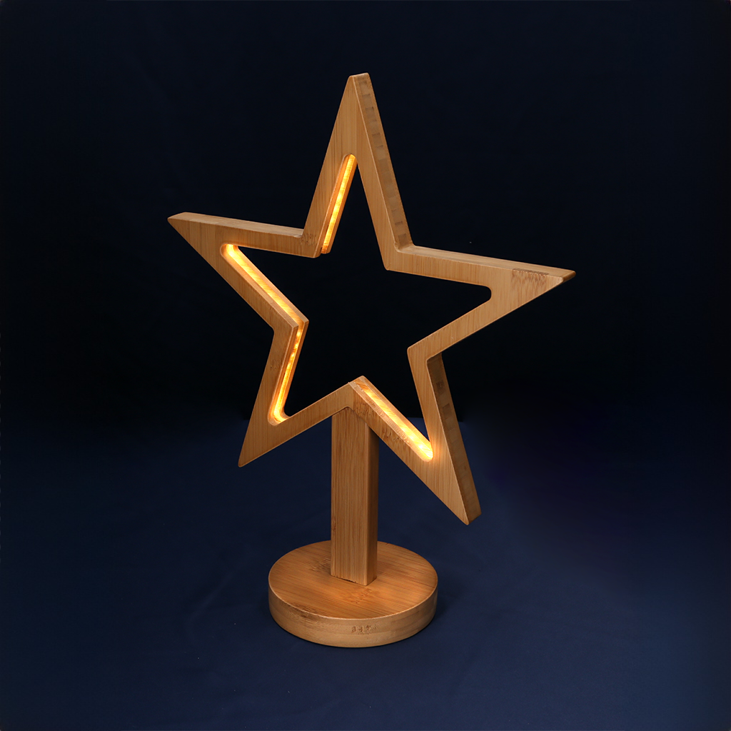 Weihnachtlicher LED Holzstern im rustikalen Stil - beleuchtet (37cm)