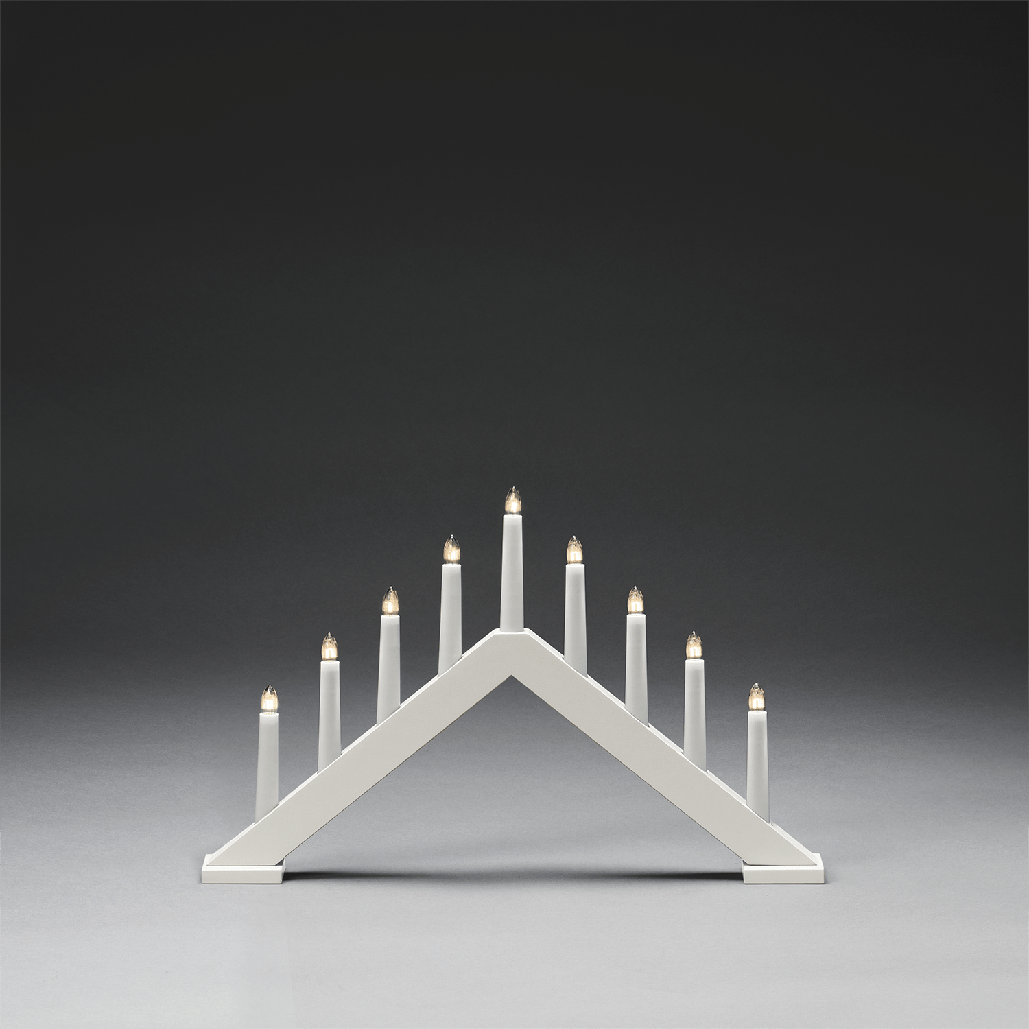 Holz - Leuchter mit 9 elfenbeinfarbenen Topkerzen - WeihnachtsladenKonstsmide