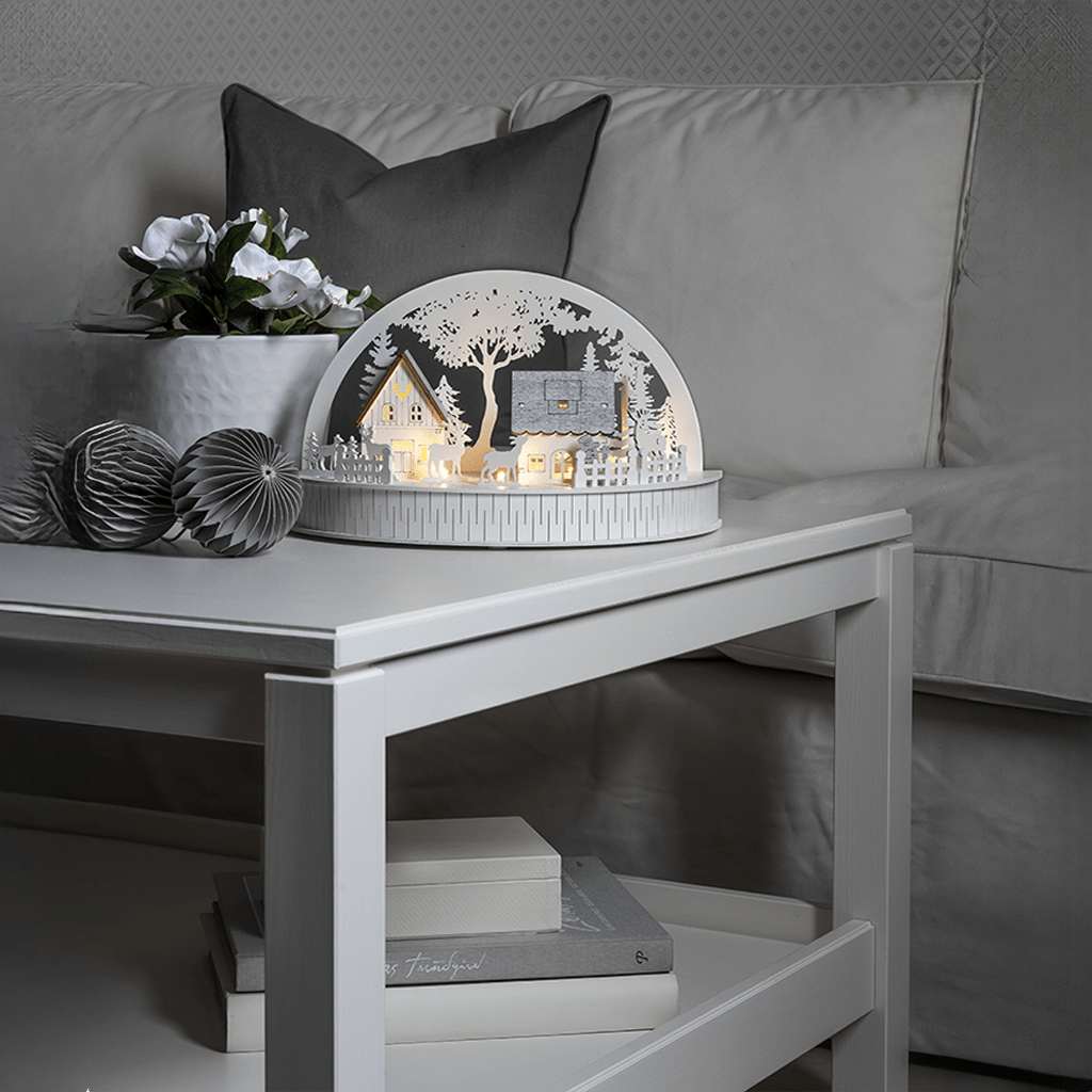 LED Holzsilhouette 'Häuser und Rentiere' - WeihnachtsladenKonstsmide