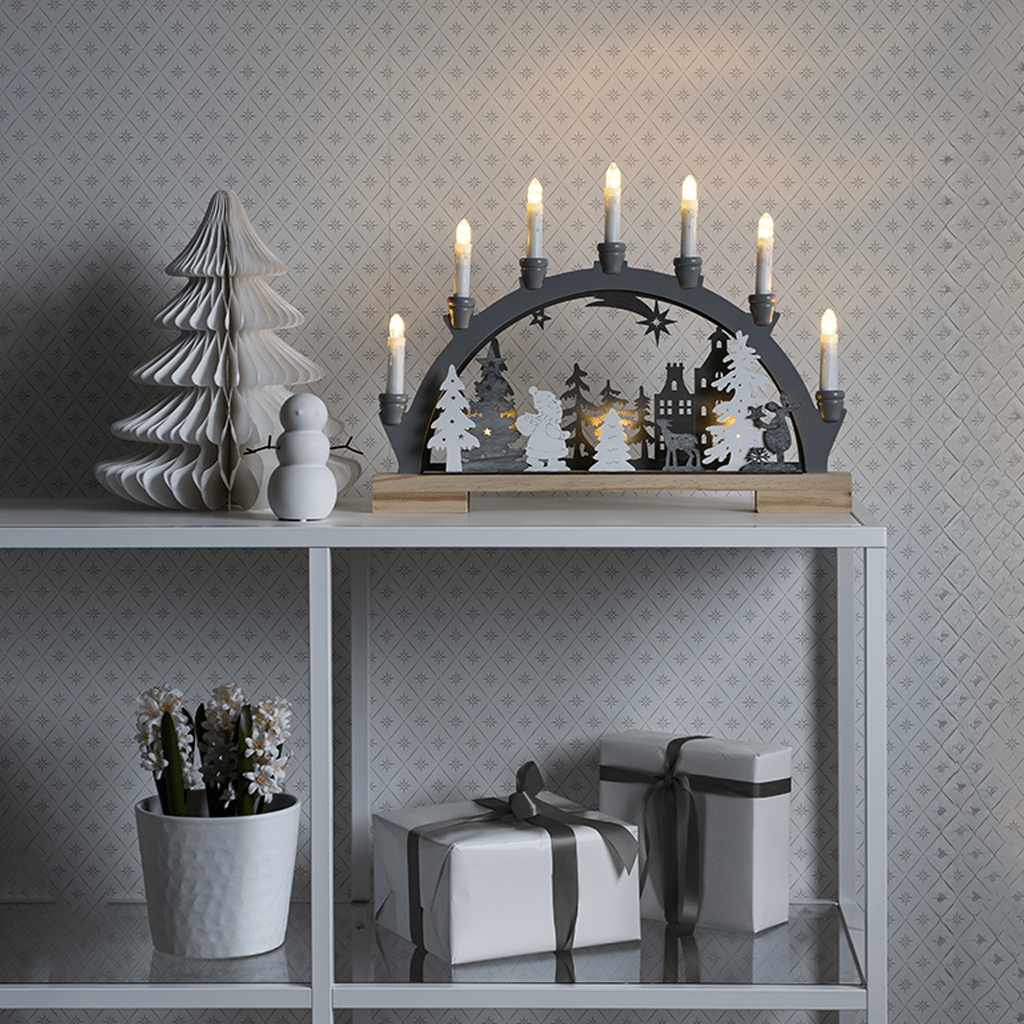 LED Holzsilhouette 'Wanderer im Wald' - WeihnachtsladenKonstsmide