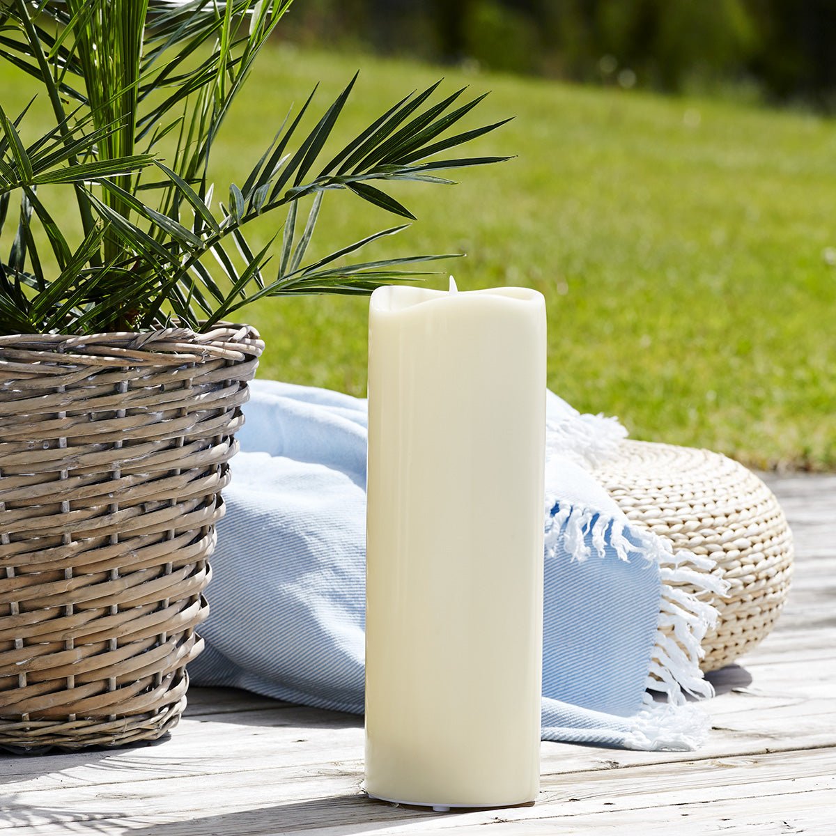 LED - Kunststoff - Kerze 'Grande' 12x38cm - WeihnachtsladenStar Trading