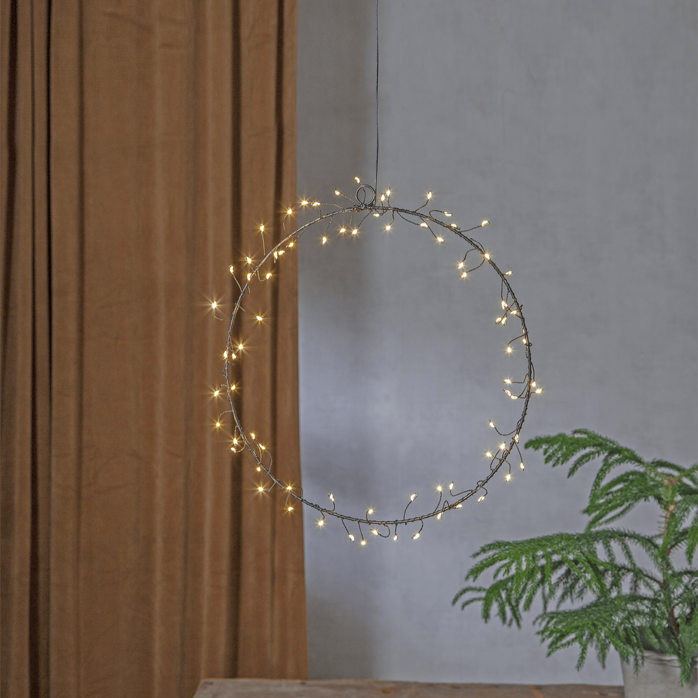 LED - Metall Kranz "Nike" - WeihnachtsladenStar Trading