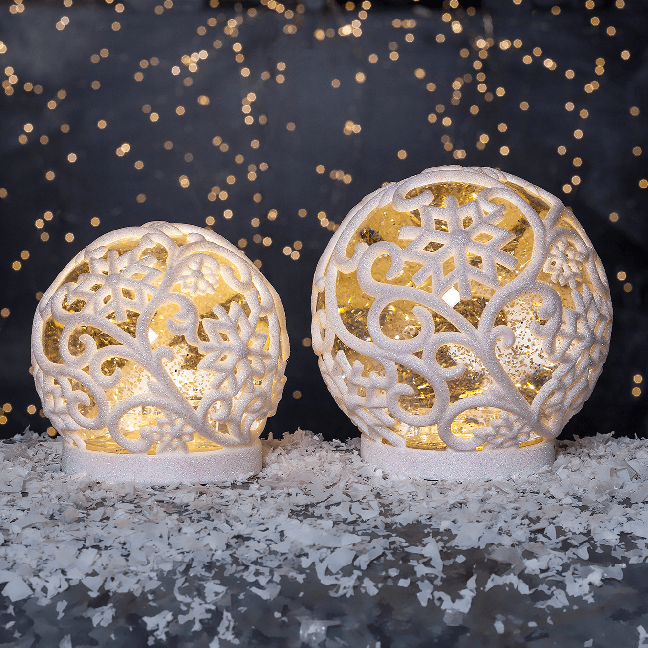 LED - Schneekugel 'Frost' 16cm - WeihnachtsladenStar Trading