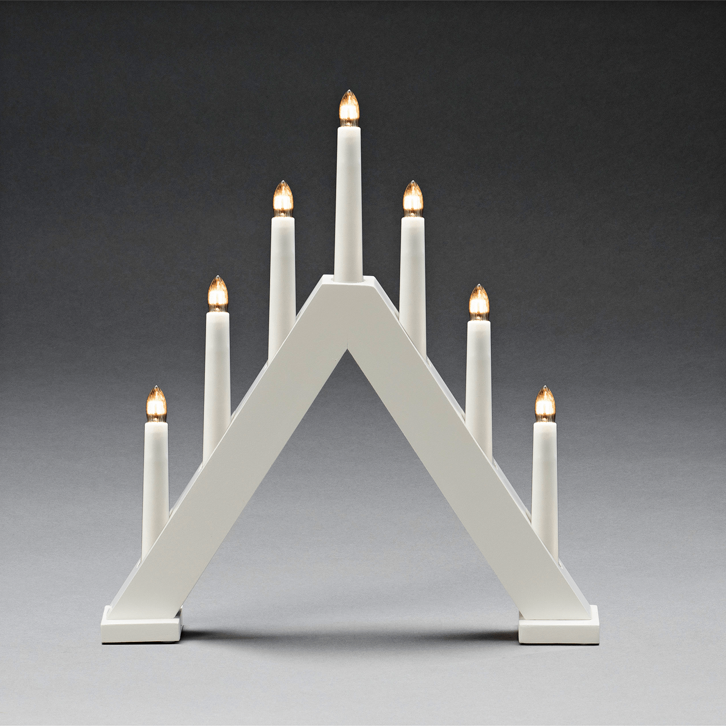 Mattweiße Holzleuchte für eine gemütliche Atmosphäre - WeihnachtsladenKonstsmide